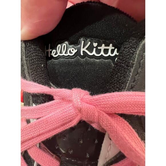 Adidas, Astir Hello Kitty Polka Dot Women's Size 10 - Picture 2 of 10